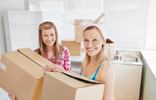 Flexible man with van service covering Kennington and nearby areas